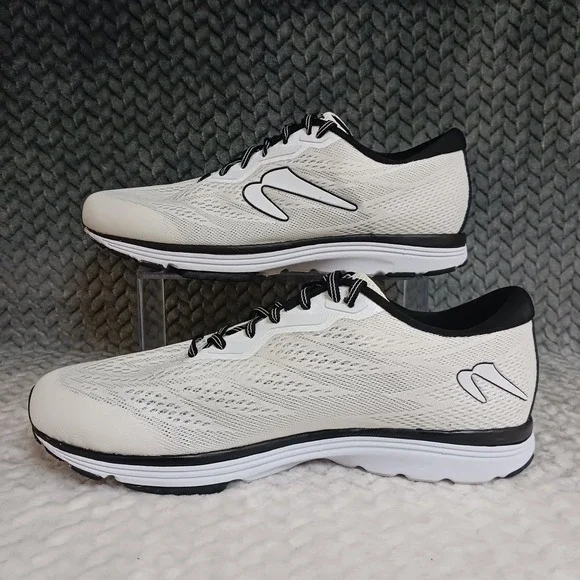 Newton Fusion 2 Men's Running Shoes White Athletic Trainer Sneakers Size 11